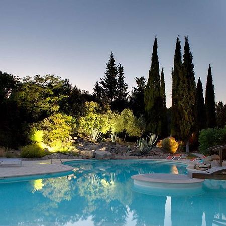 La Villa Vicha, The Originals Relais Aubais Exterior foto